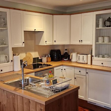 Country Style, 2 Bedroom House, Parking And Superb Location 노리치 외부 사진